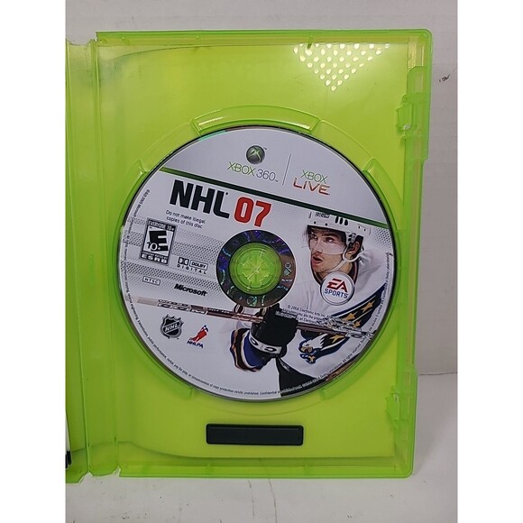 NHL 07 Xbox 360 Complete CIB Tested - Picture 4 of 5